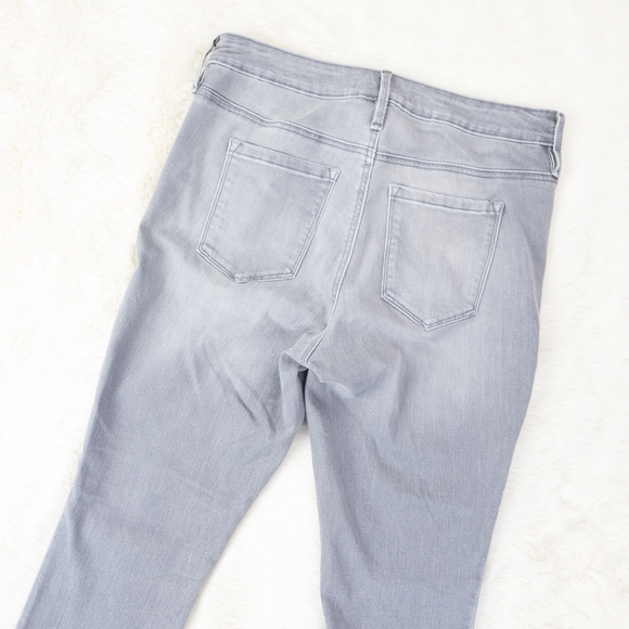 Athleta Sculptek Ultra Skinny Jeans - Picture 4 of 7